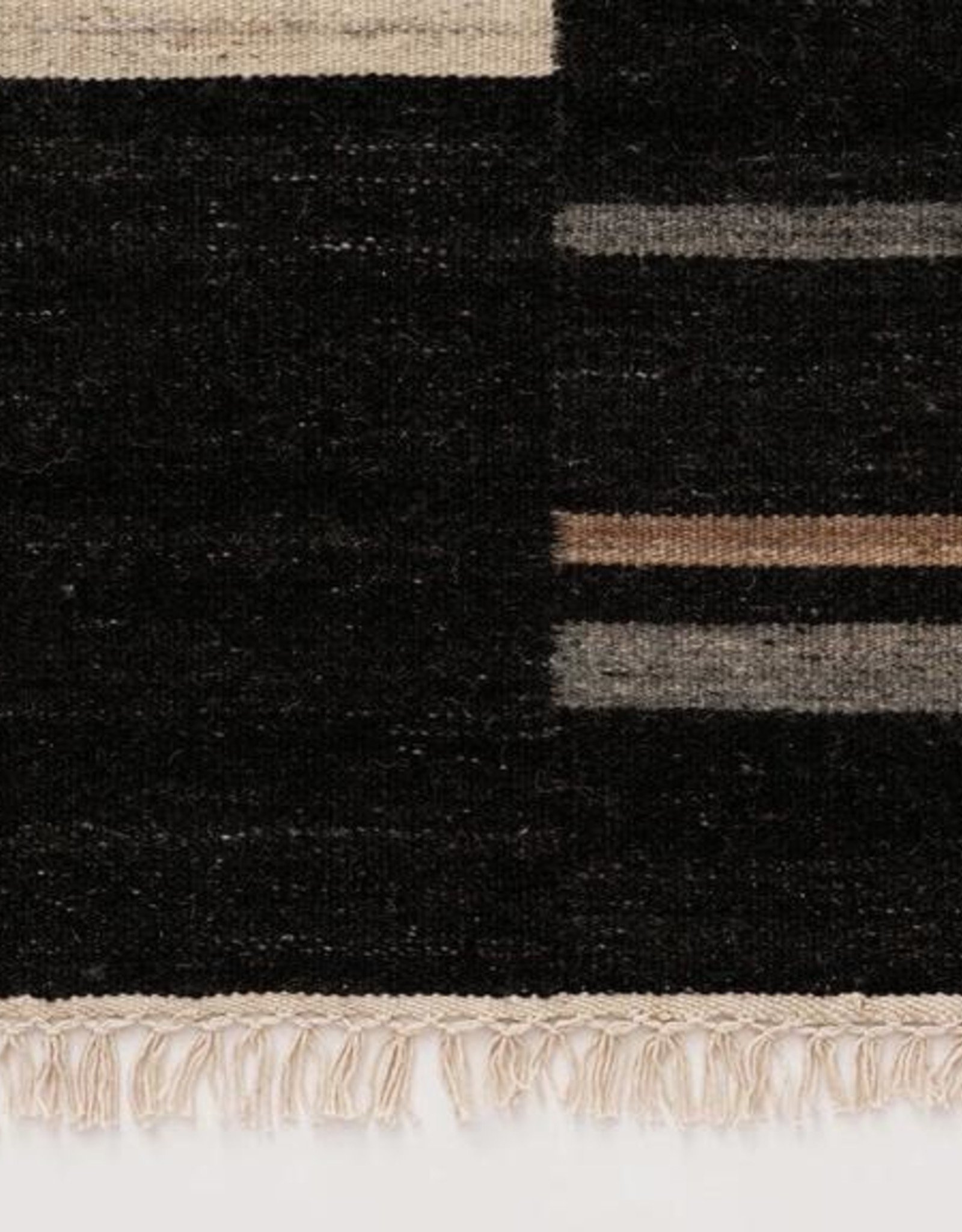 EQ3 Nomad Rug Wool Black