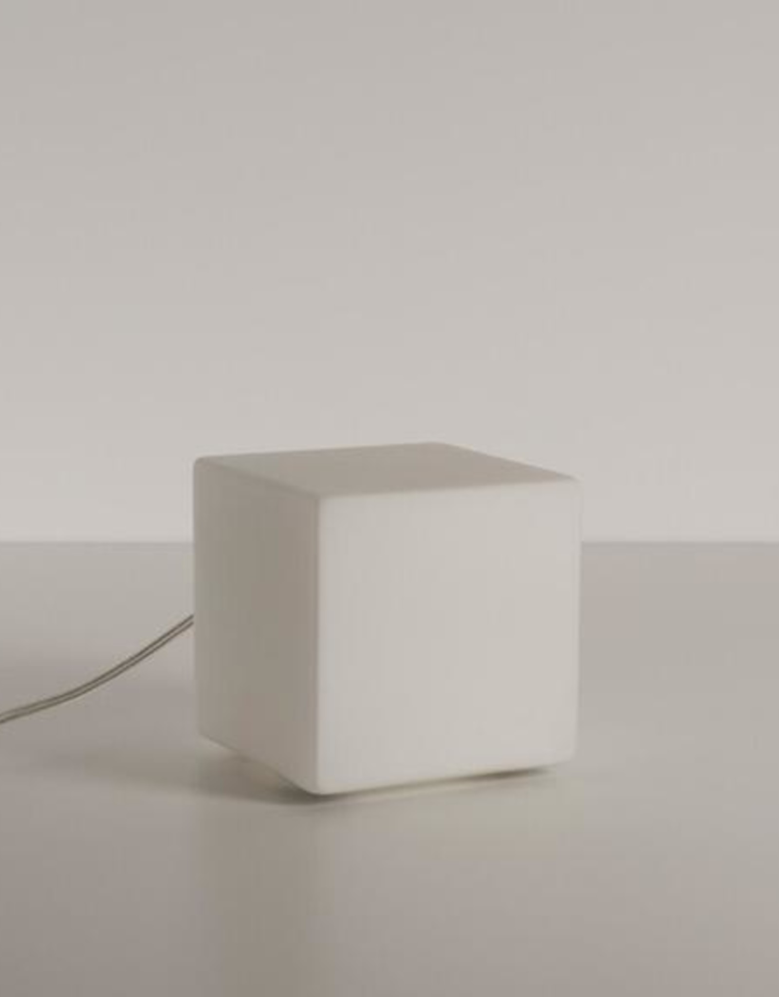EQ3 Boxy Table Lamp- Small