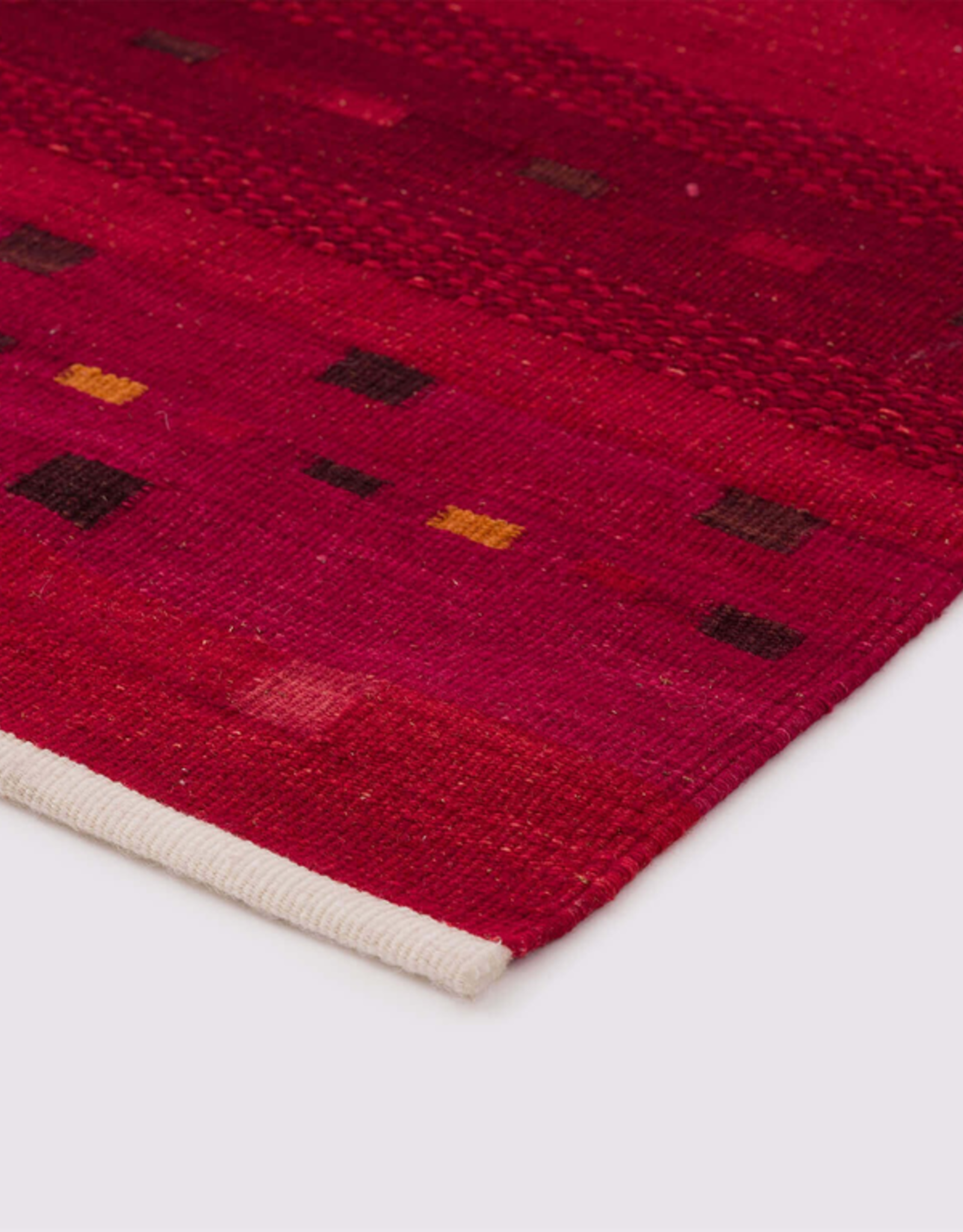 Atlas Rug, Red 4x6 100% Wool