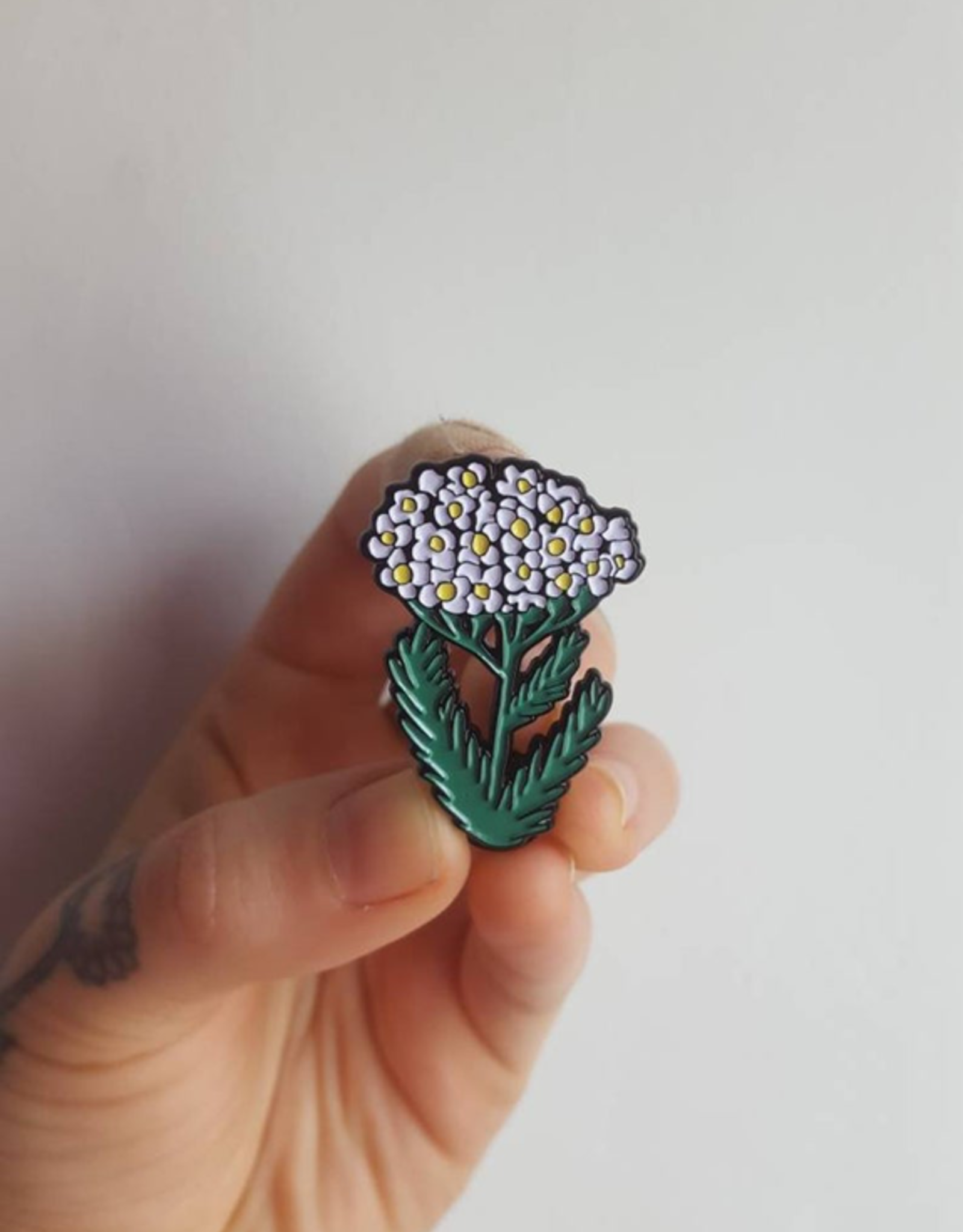 Yarrow Pin