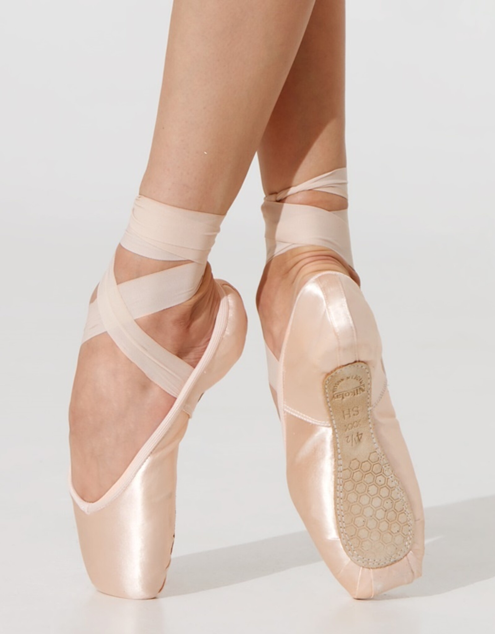 Nikolay Stream Pointe Reinforced Shank