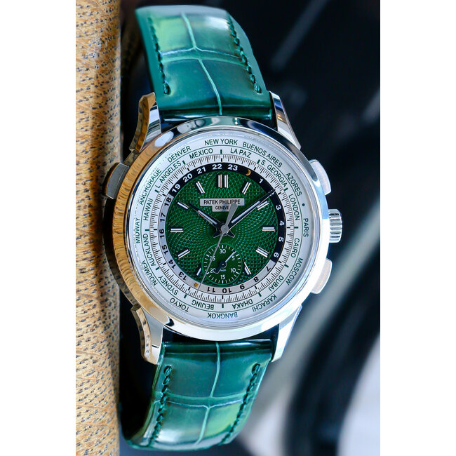 Patek Philippe PATEK PHILIPPE 5930P 39MM (2022 B+P) BY APPOINTMENT ONLY