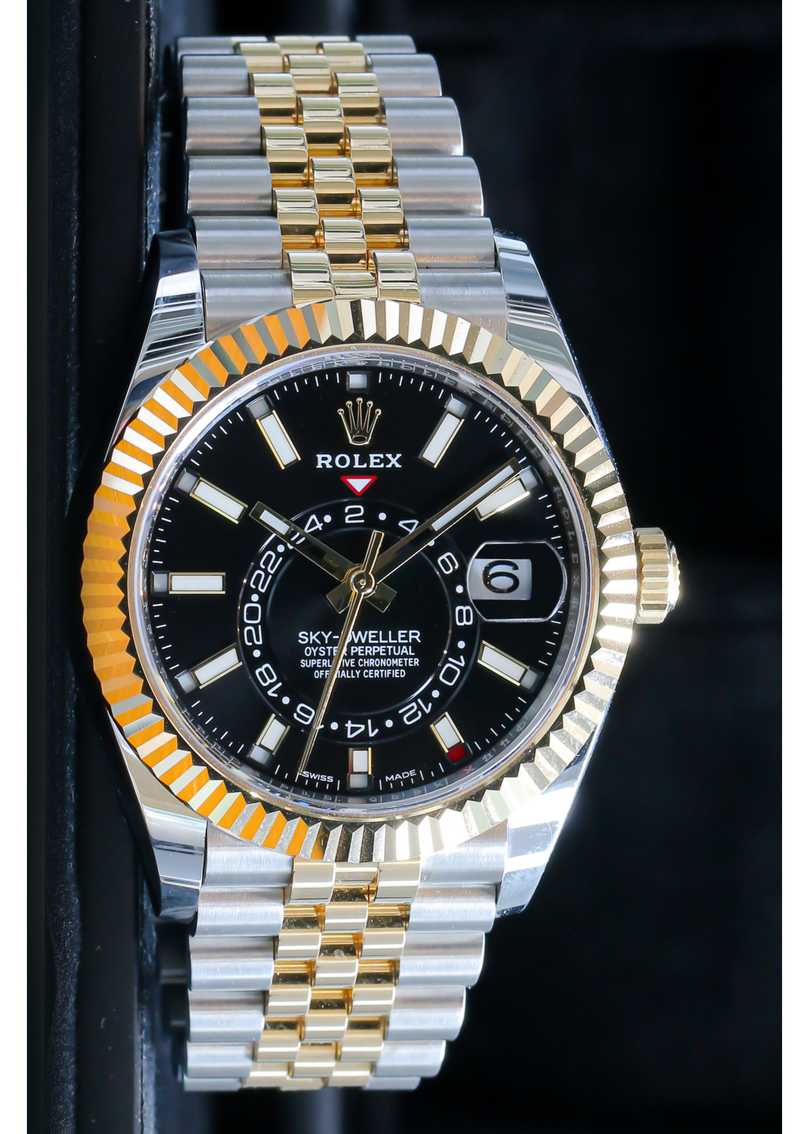 Rolex Watches ROLEX SKYDWELLER 42MM (2021 B+P) #326933