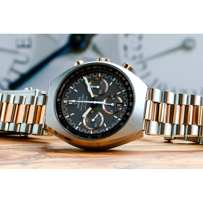 Omega Watches OMEGA SPEEDMASTER MARK II CO‑AXIAL CHRONOGRAPH 42.4 X 46.2 MM