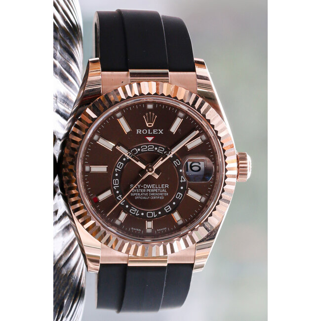 Rolex Watches ROLEX SKYDWELLER 42MM (2022 B+P) #326235