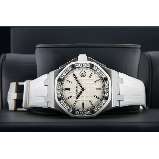 Audemars Piguet AUDEMARS PIGUET ROYAL OAK OFFSHORE QUARTZ 37MM (2016 B+ P) #67540SK.ZZ.A010CA.01