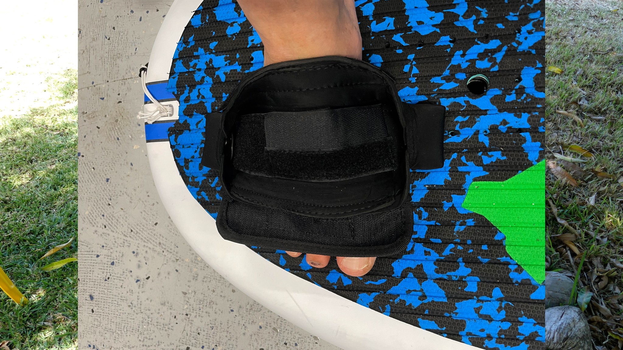 adjusting the footstrap size correctly can prevent injury