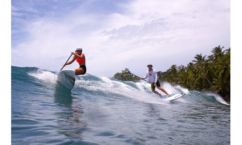 SUP Surfing