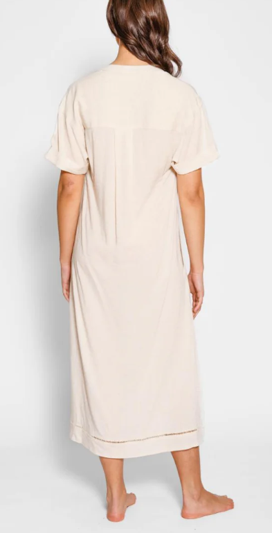 K25200-03 Capri Travel Dress Raw Petit