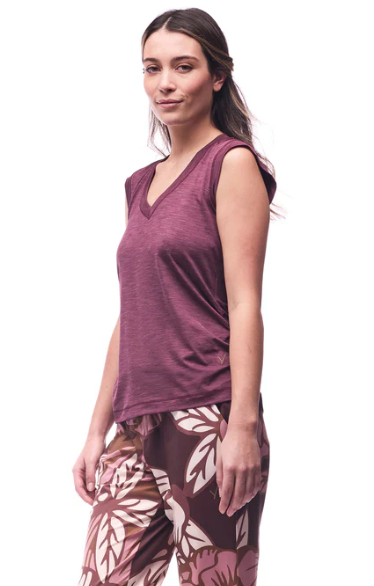 Astrid II Burgundy