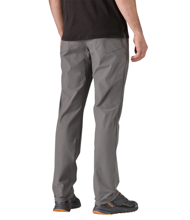 PATAGONIA M's Transit Traveler 5-Pocket Pants - Short Noble Grey 36