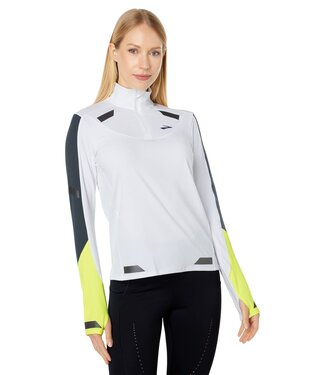 BROOKS Brooks NIghtLife Quarter