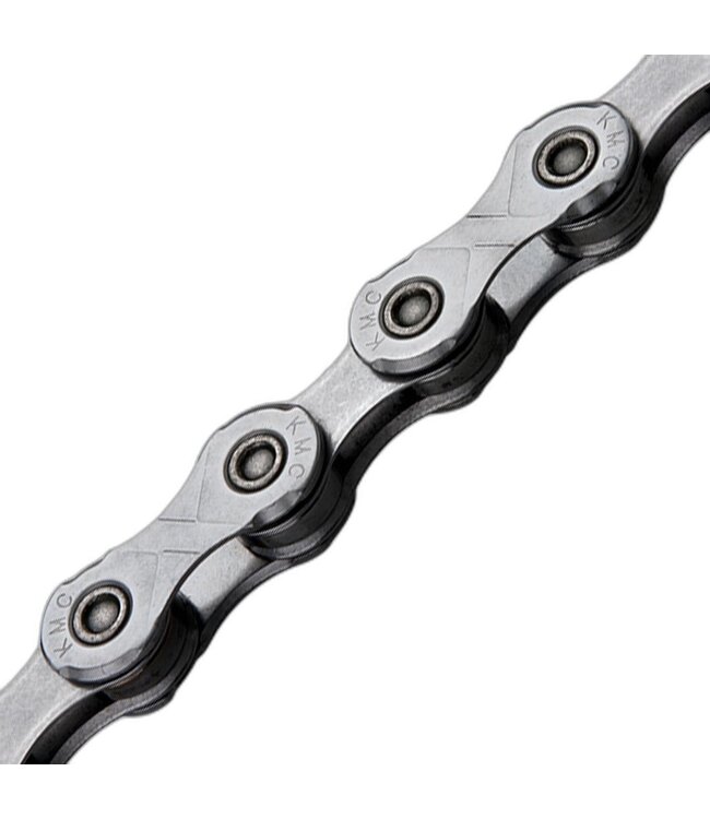 KMC X12 Speed 126L Chain Aurora Oil Slick