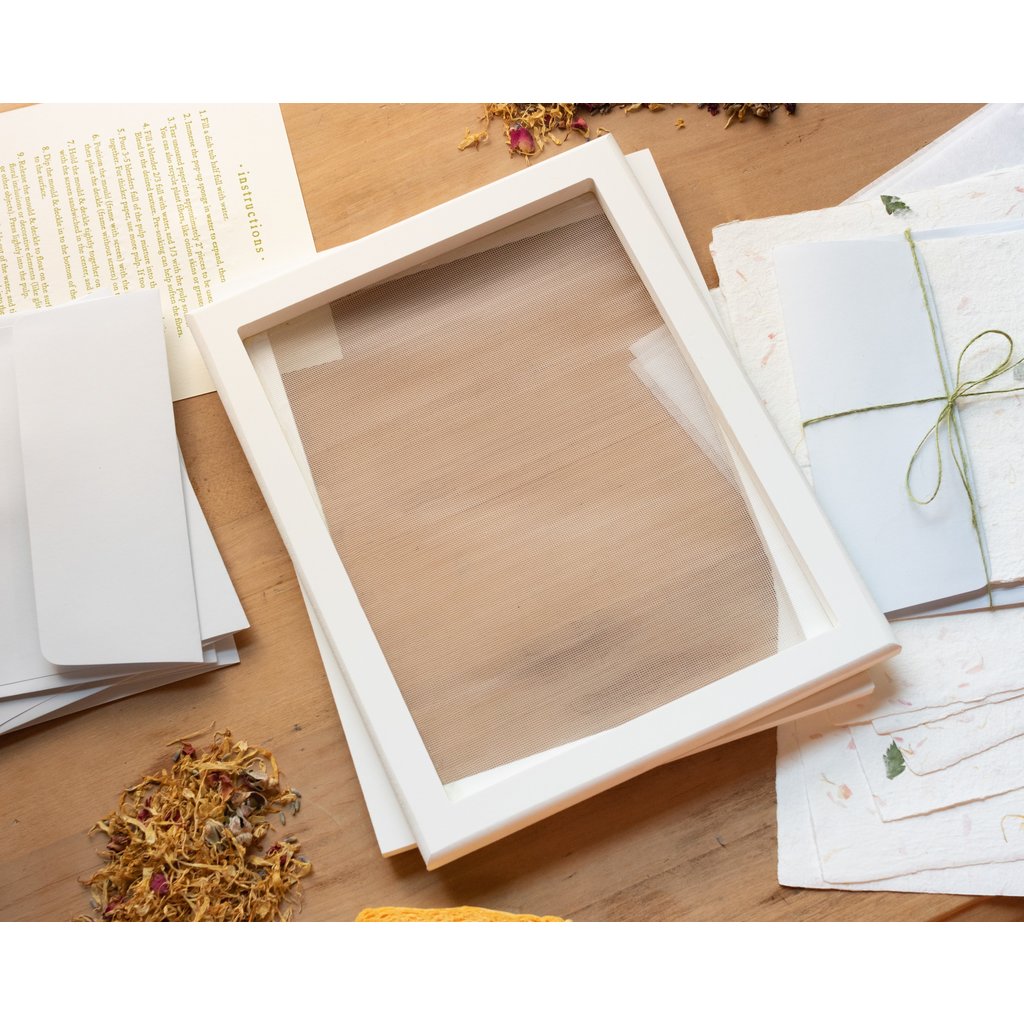Oblation Papers & Press Handmade Paper Making Kit Bundle - Free DVD