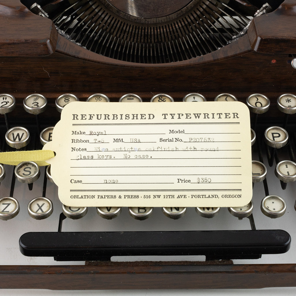 Royal Royal Oak Finish Typewriter