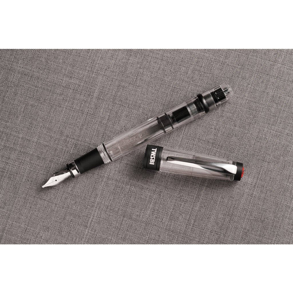 TWSBI TWSBI Diamond 580ALR Matte Black Fountain Pen