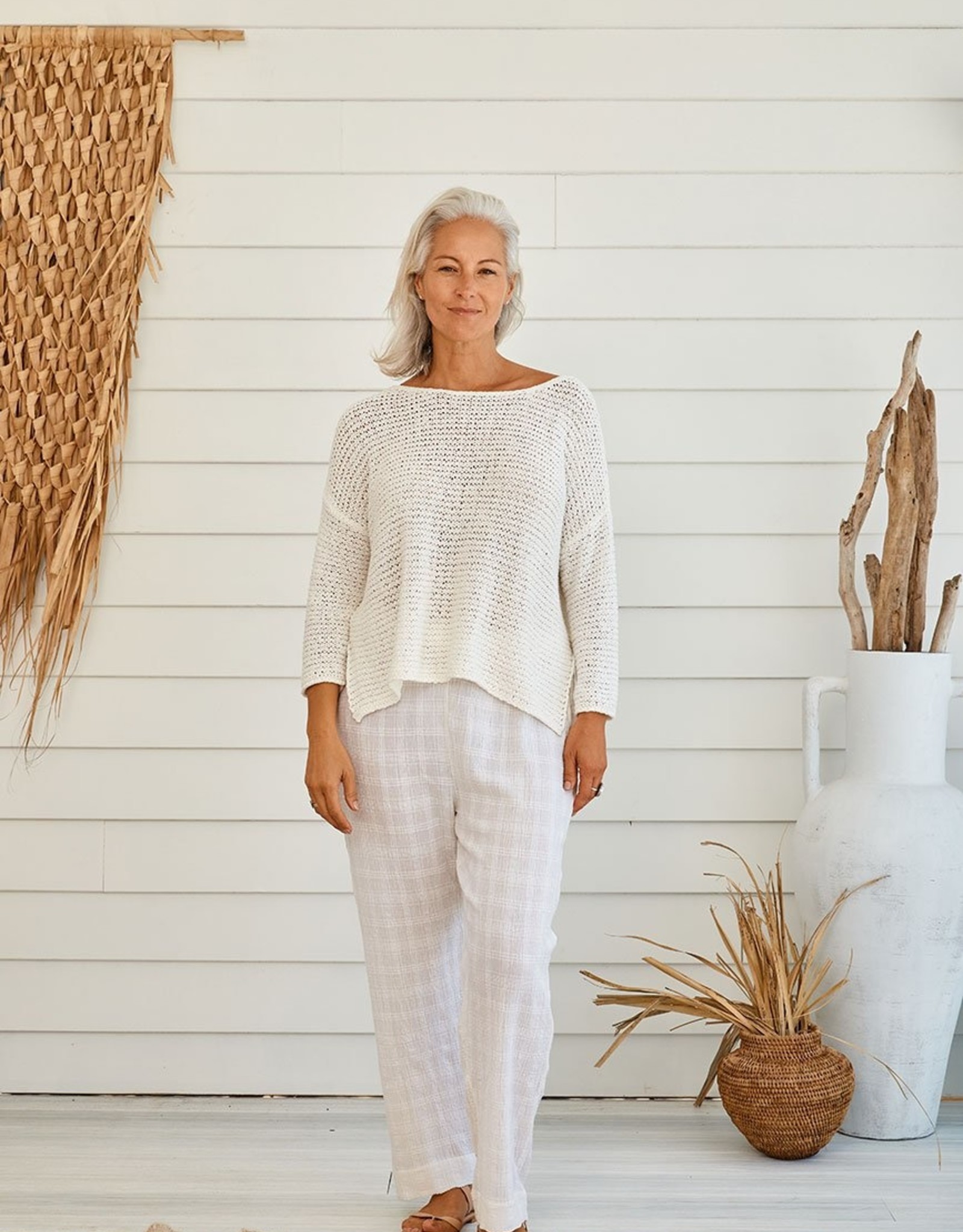 TALAMAYA PORTSIDE V NECK PULLOVER ANGEL