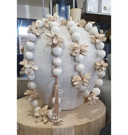 ANGELA MCNAY MUD BEAD WITH FLOWER SEED POD STRAND