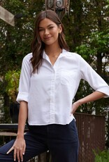 BELLA DAHL SHIRT TAIL BUTTON DOWN WHITE