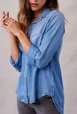 BELLA DAHL SHIRT TAIL BUTTON DOWN DENIM