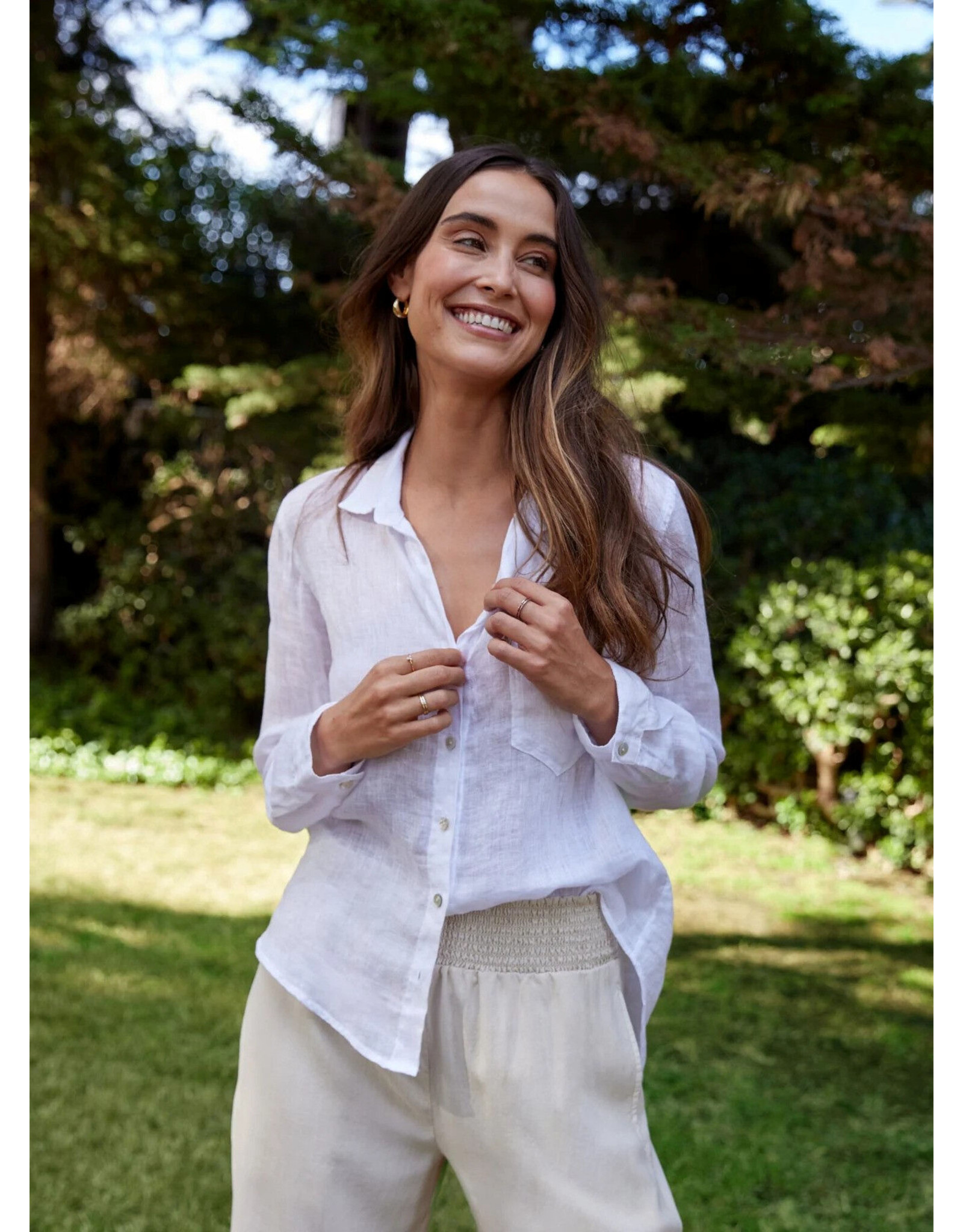 BELLA DAHL POCKET BUTTON DOWN SHIRT WHITE