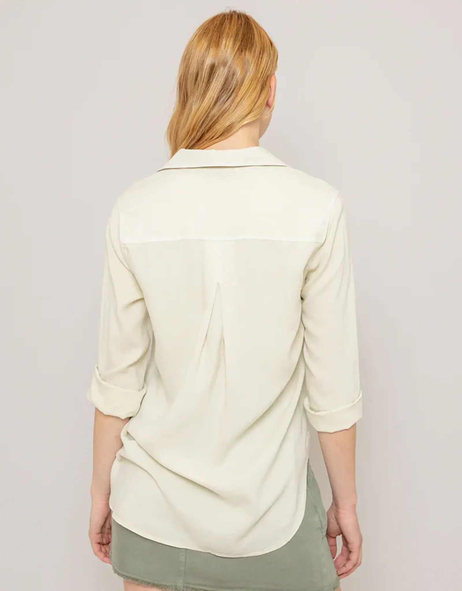 BELLA DAHL SHIRT TAIL BUTTON DOWN CLIFFSIDE