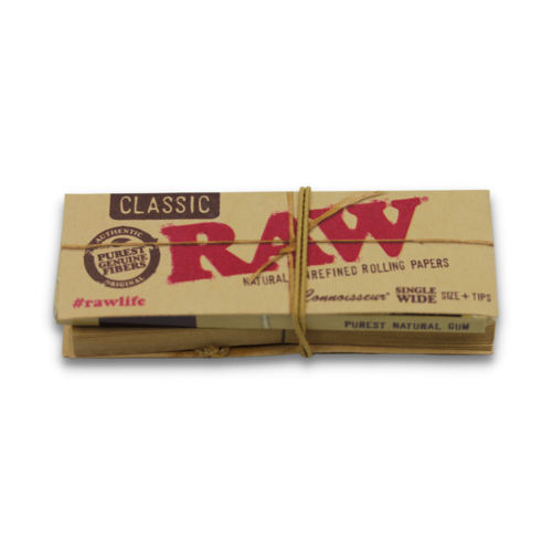 RAW Classic Connoisseur Rolling Papers with Single Wide Tips