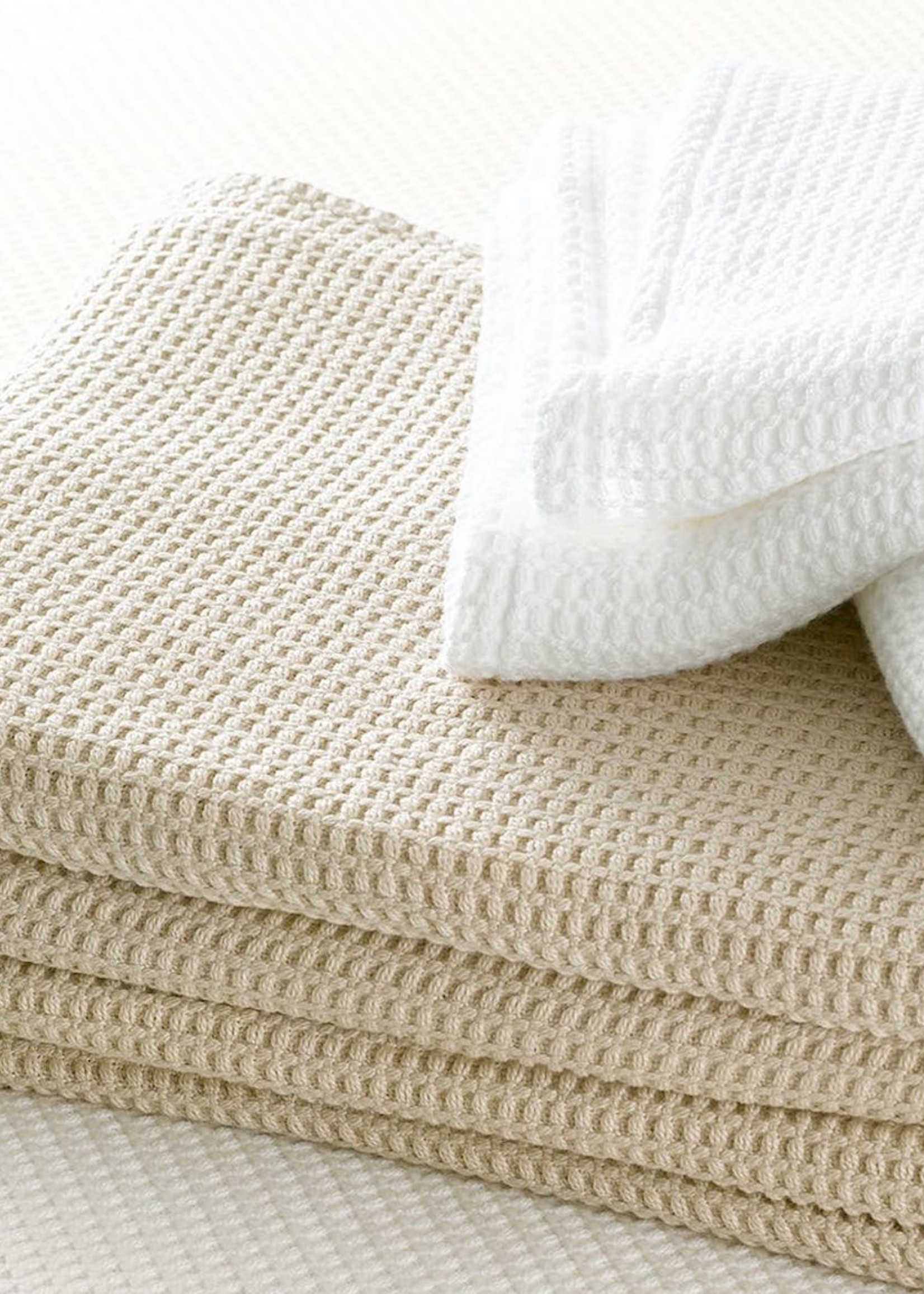 Matouk Chatham Cotton Blankets