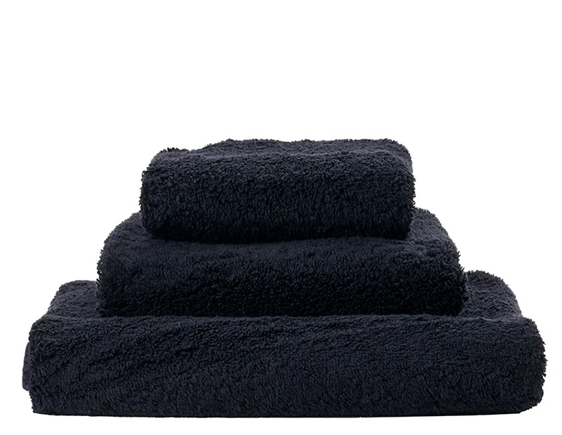 Abyss Spencer Bath Towel - Black/Gold