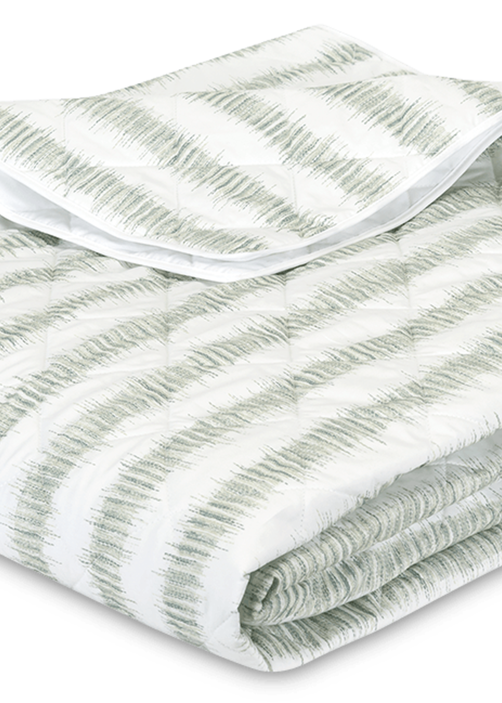 Matouk Attleboro Quilted Collection