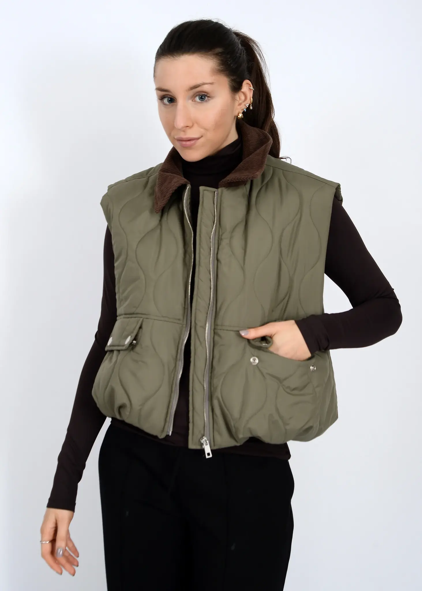 【archi】のQUILTED VEST Ilse Jacobsen QUILT Jacket VEST ART25