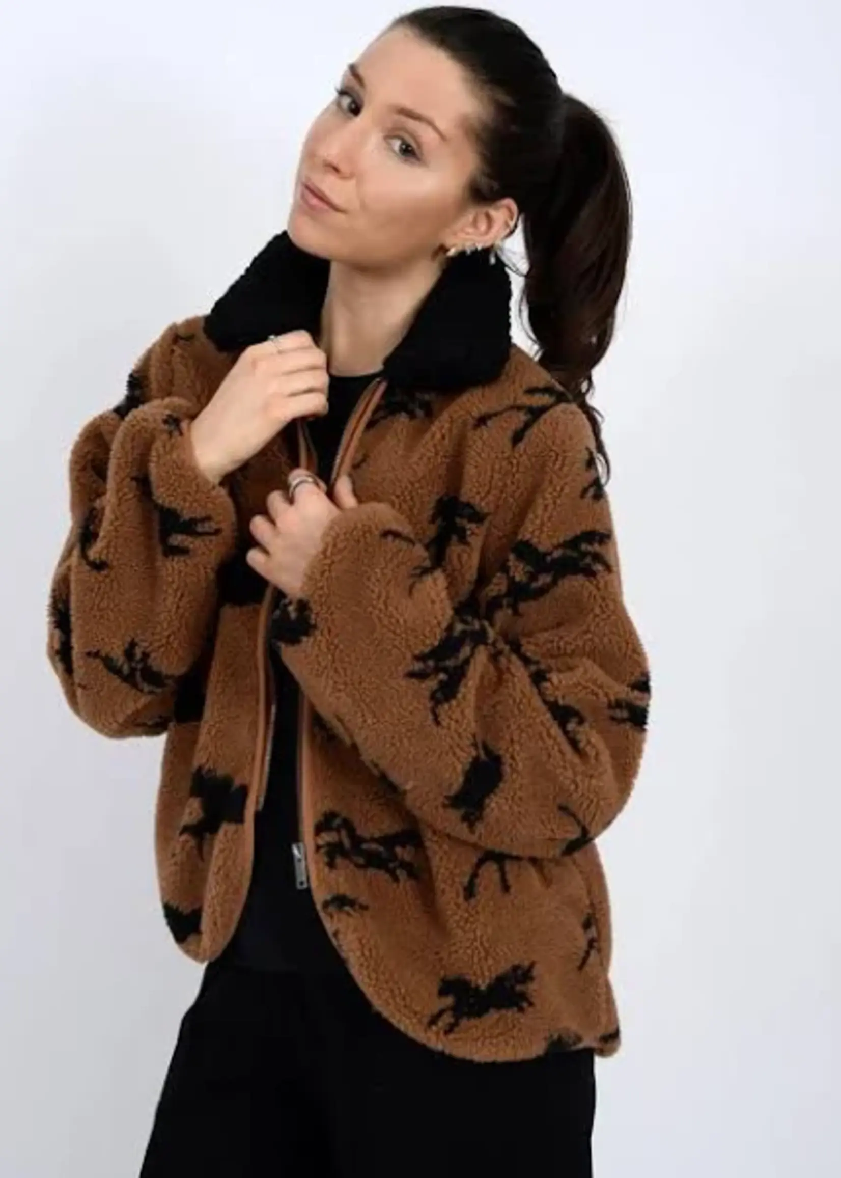 RD STYLE Joline Horse Sherpa