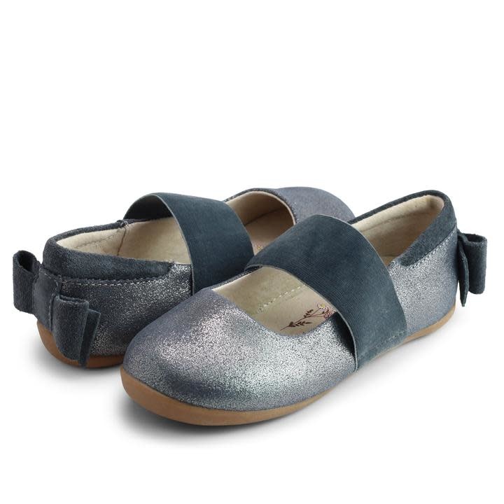 Livie and Luca Fall 2021 Pewter Aria