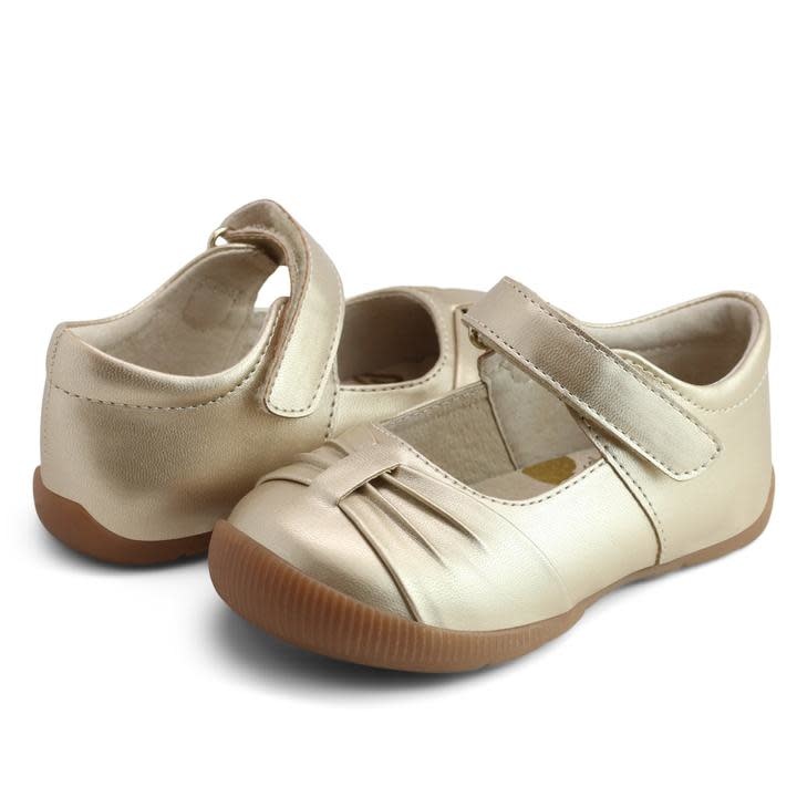 Livie and Luca Fall 2021 Piega