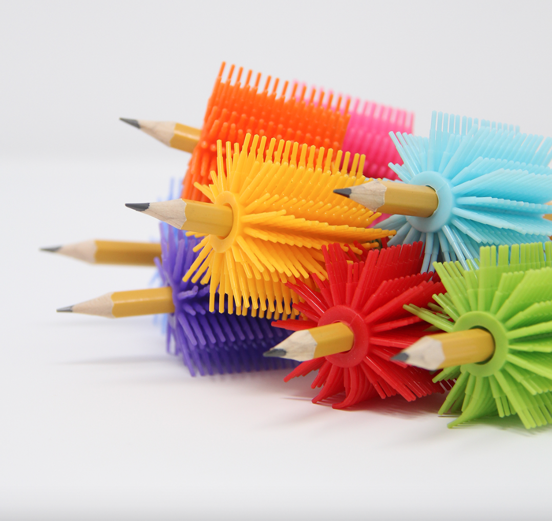 Innobaby SPIKE Silicone Fidget Play Pencil Gripper