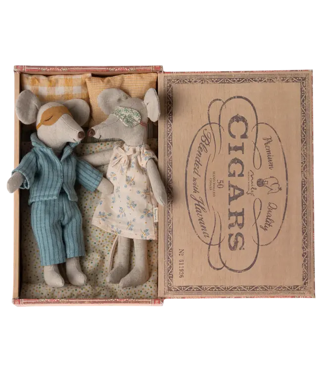 Maileg Mum and Dad Mice in Cigarbox