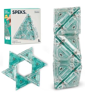 Speks Geode Pyramid