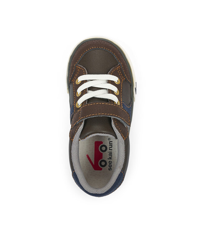 Connor Brown Leather Sneaker