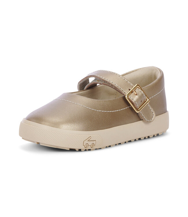 see kai run Lucia Gold