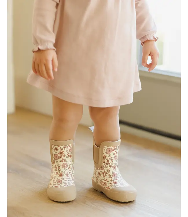 Quincy Mae Bloom Rainboots