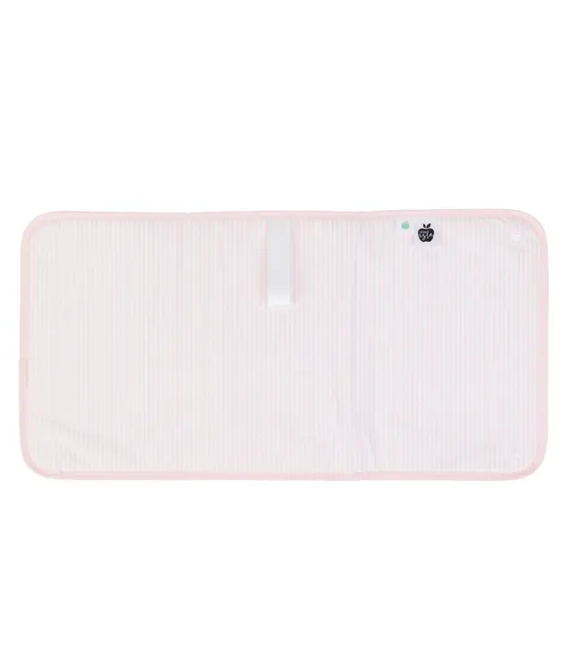 Apple of my Isla The Changing Pad