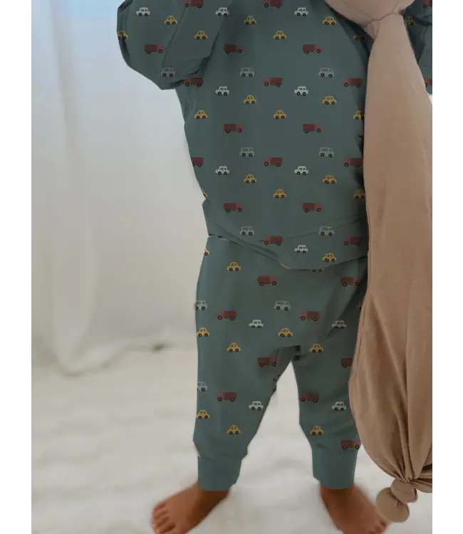 gunamuna Going Sweatsuit