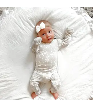 gunamuna Magnolia Convertible Romper Footie