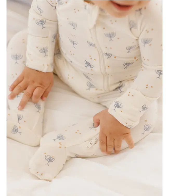 Quincy Mae Ivory Hanukkah Bamboo Zip Footie