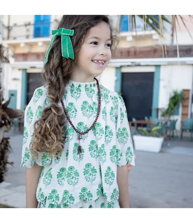 Pink Chicken Green Strawflower Misha Scallop 2 Pc. Set