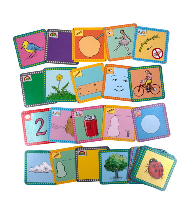 eeboo Outdoors Scavenger Hunt Game