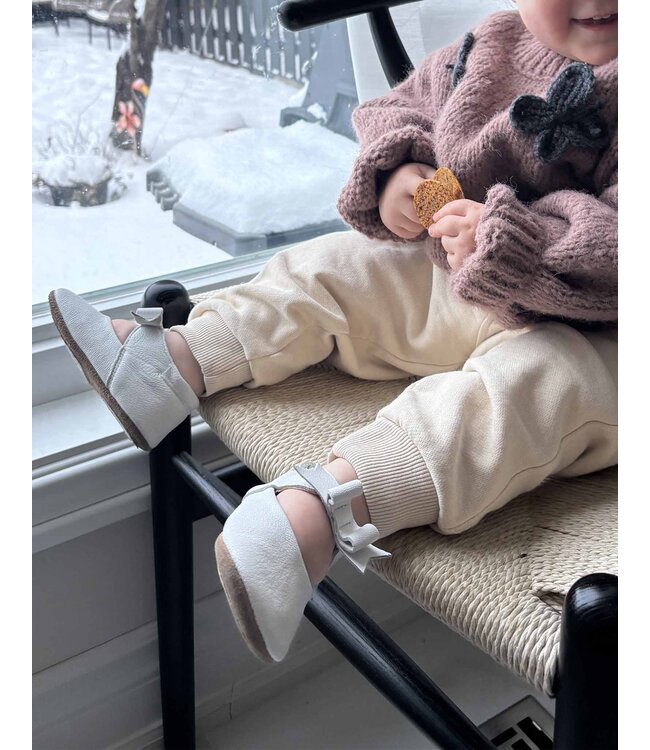 Sofia First Kicks