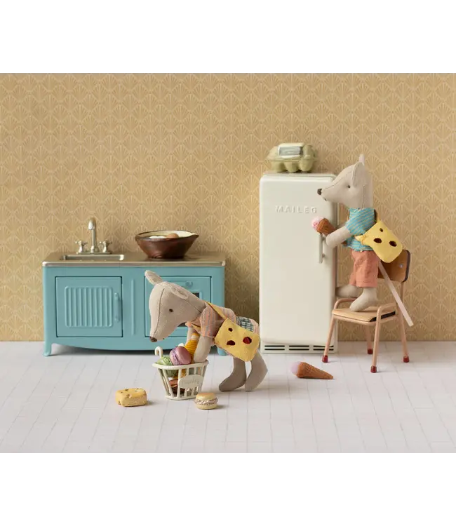 Little Brother Mouse with Bag