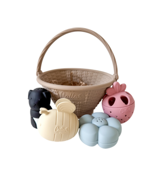 Calla & Friends Strawberry Patch Bath Toys