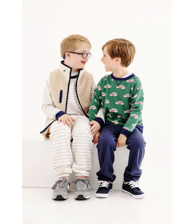 Windsor Wagon (Grier Green) with Nantucket Navy Smitty Sweatshirt